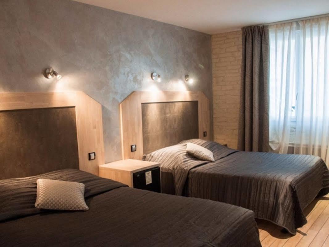 La Glycine Hotel, Spa Et Bien-Etre Бенувіль Екстер'єр фото